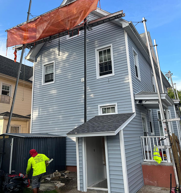 Contractor-company-in-Newark-NJ-Essex-County-Roofing-Siding